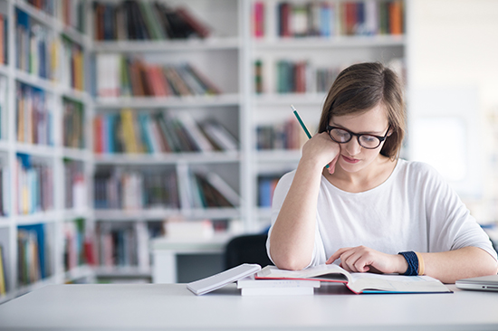 雅思口语陪练厉害三个机构？成都新航道学校深度解析与三大机构推荐