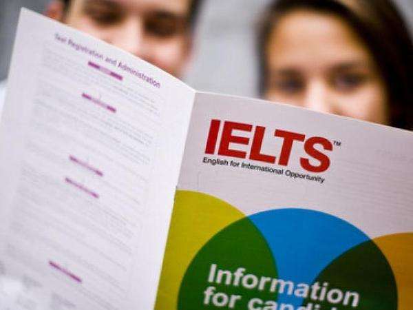 考官亲述：雅思口语考场实用技巧