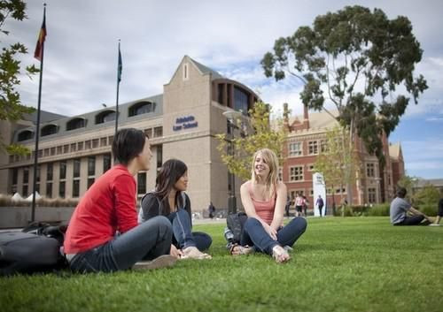 为什么近年来去澳洲留学的学生越来越多呢？