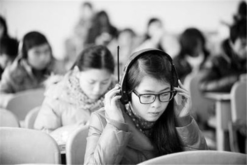 石家庄四级英语线上学习，如何快速给自己提高四级分数？